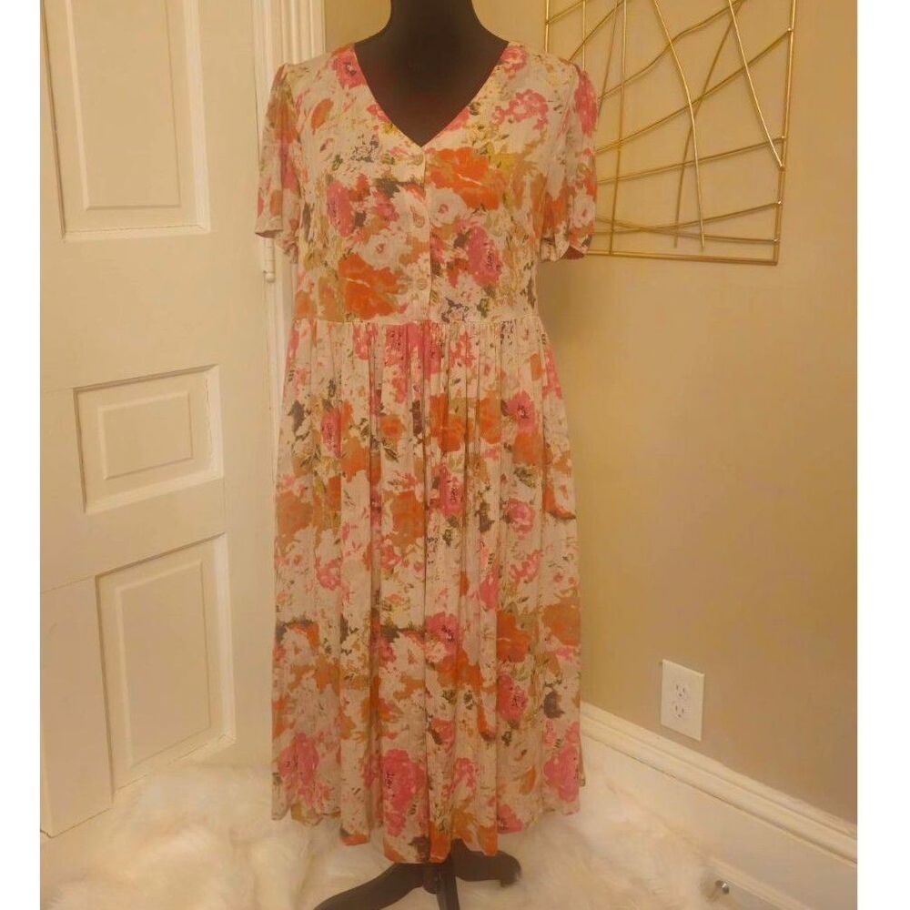 90s-Inspired Floral Babydoll Dress - Salon Studio
